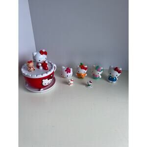 hello kitty small toys in great condition